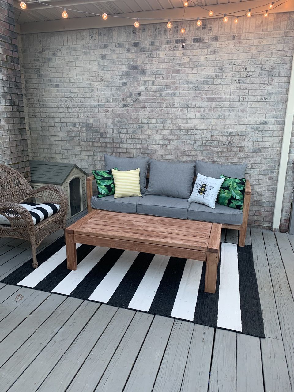DIY outdoor sofa and coffee table