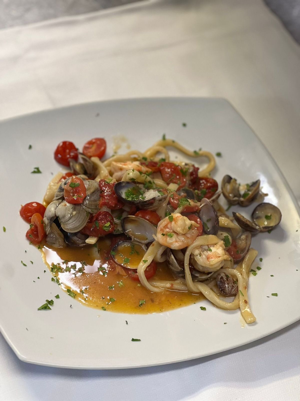 spaghetti vongole e gamberi