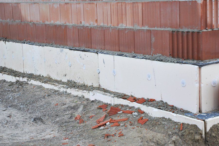 wall waterproofing under installation