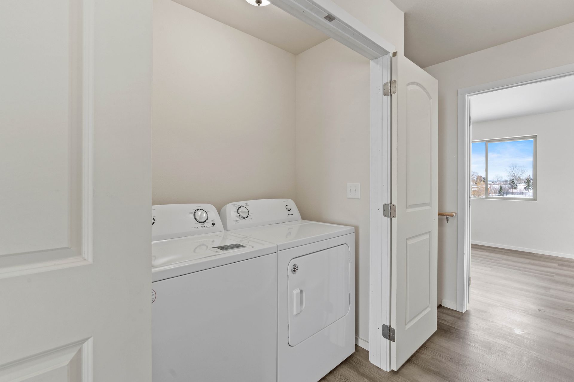 Fruitvale Townhomes laundry