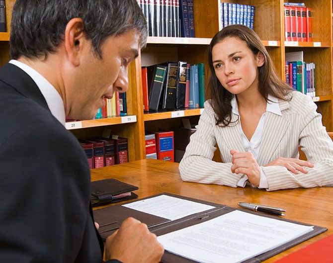 ABOGADOS CARSSA Y ASOCIADOS