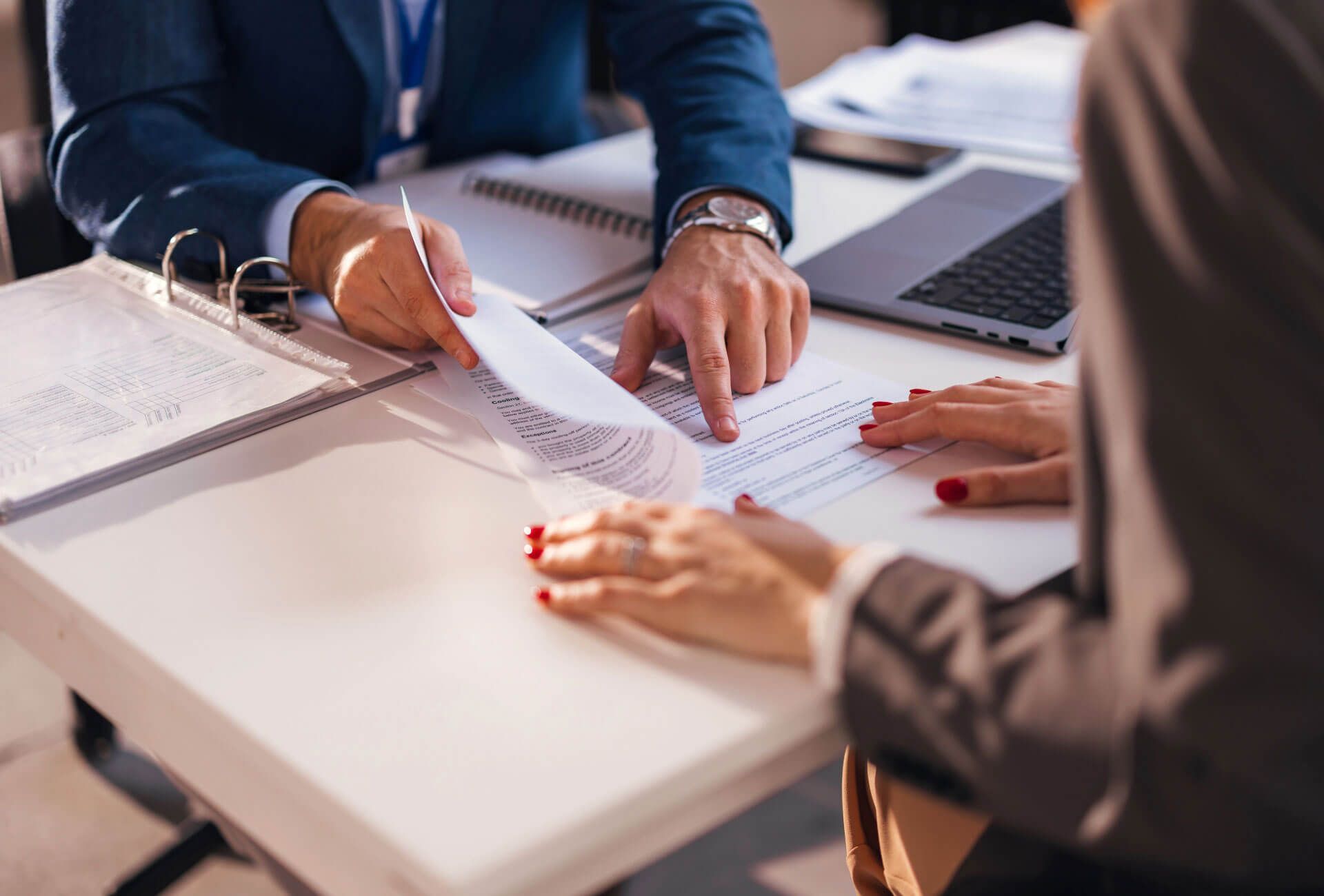 ABOGADOS CARSSA Y ASOCIADOS