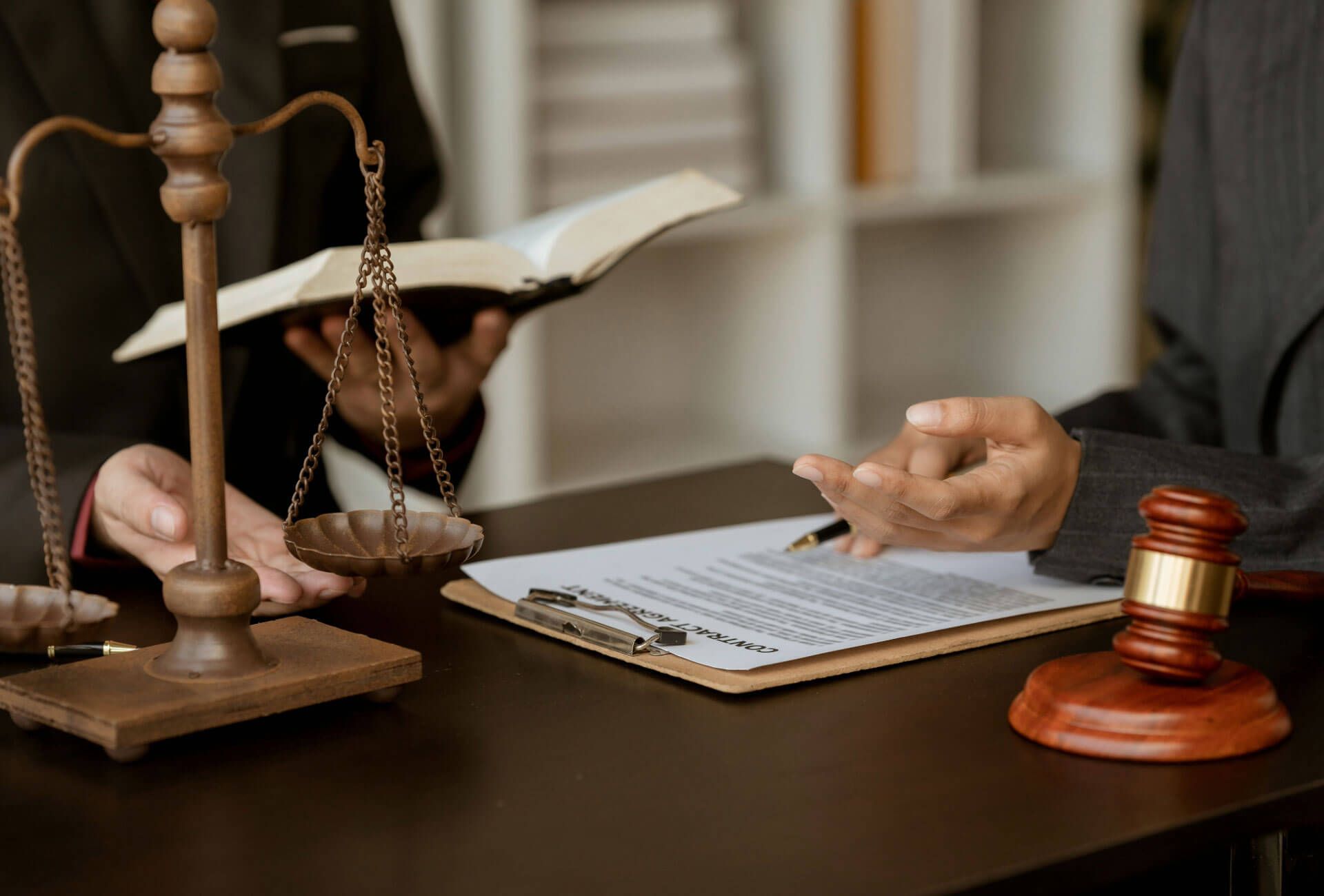 ABOGADOS CARSSA Y ASOCIADOS