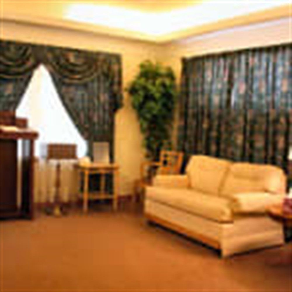 Nordike Funeral Home Albers Il Seating