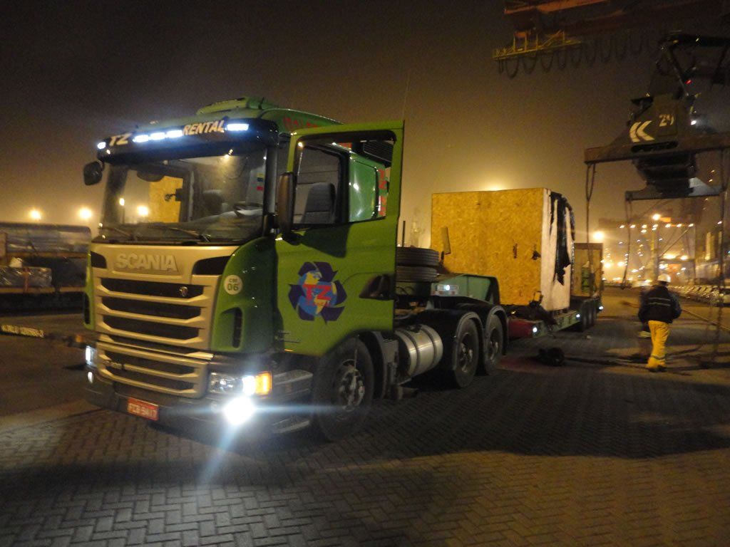 Transporte de Carga Pesada - TZ Rental