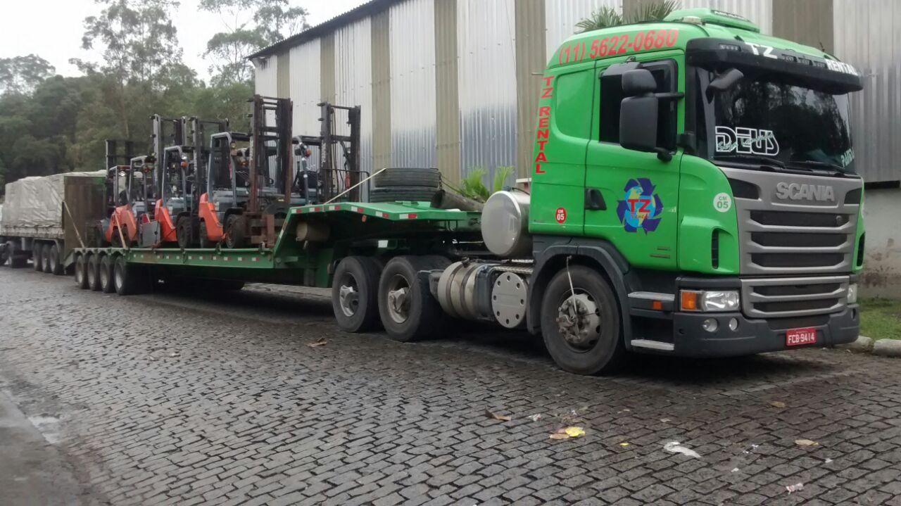Transportes de Indivisíveis - TZ Rental Transporte Pesado