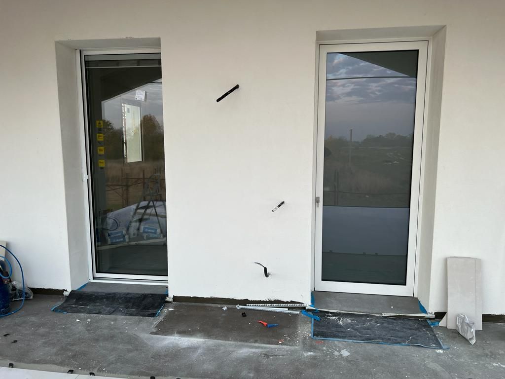 realizzazione porta finestra