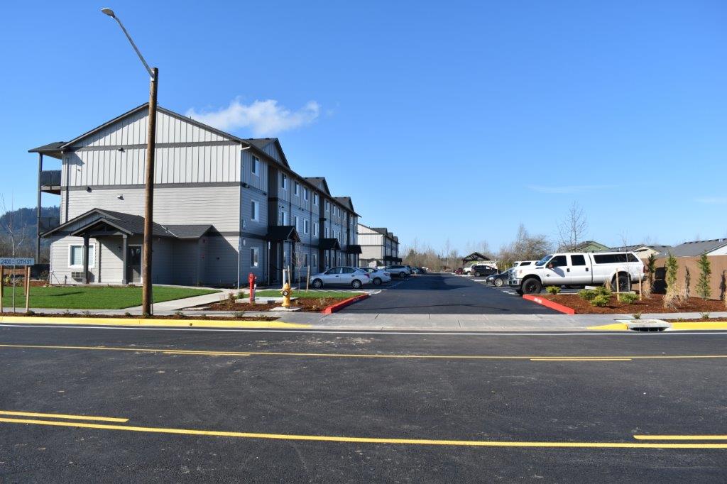 cedar ridge apartments exterior