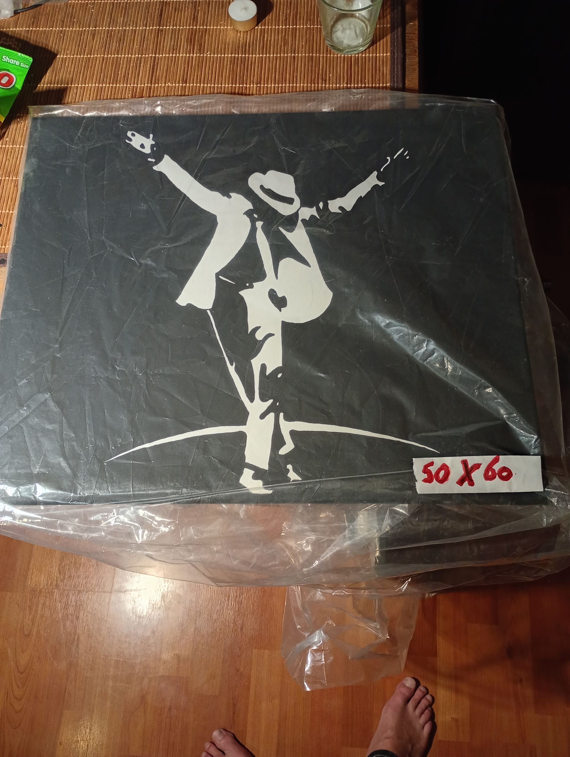 Silhouet van Michael Jackson, zwart-wit. Op tafel, formaat 50x60 cm.
