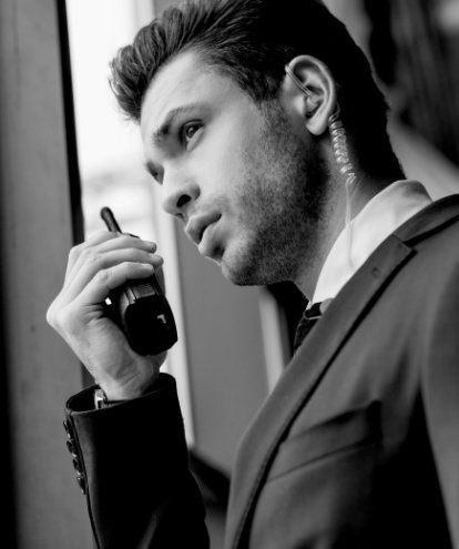 image agent de sécurité Cergy