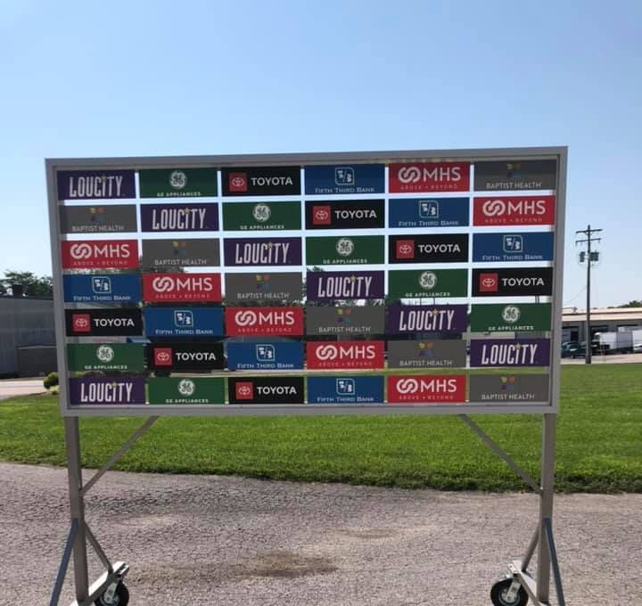 A large sign that says loucity on it
