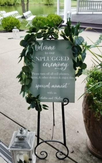 A sign that says welcome to the plugged ceremony