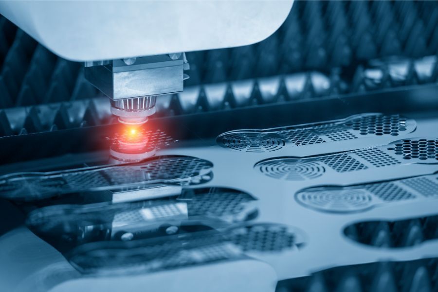 Foratura di lamine metalliche