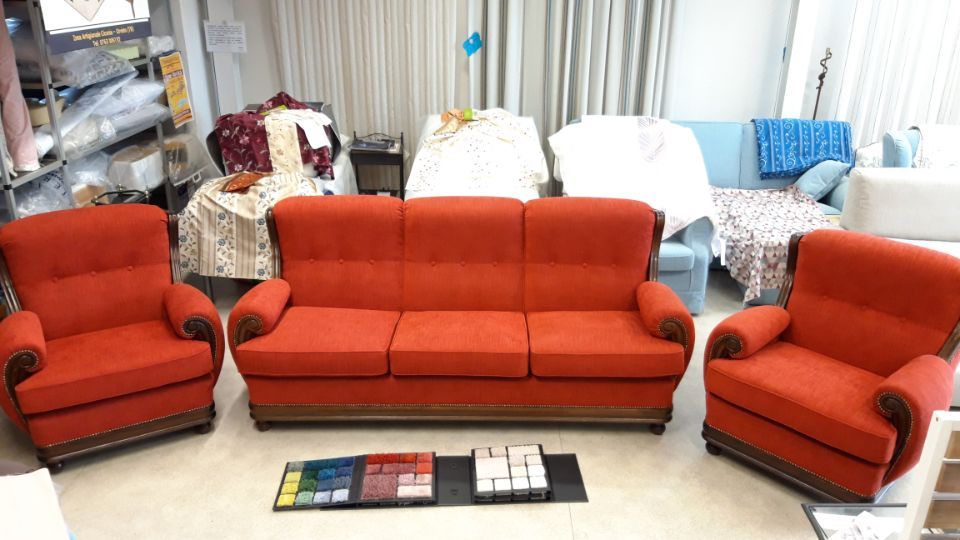 rivestimento intero salotto