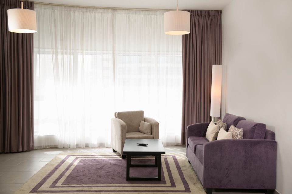 tende bianche salotto