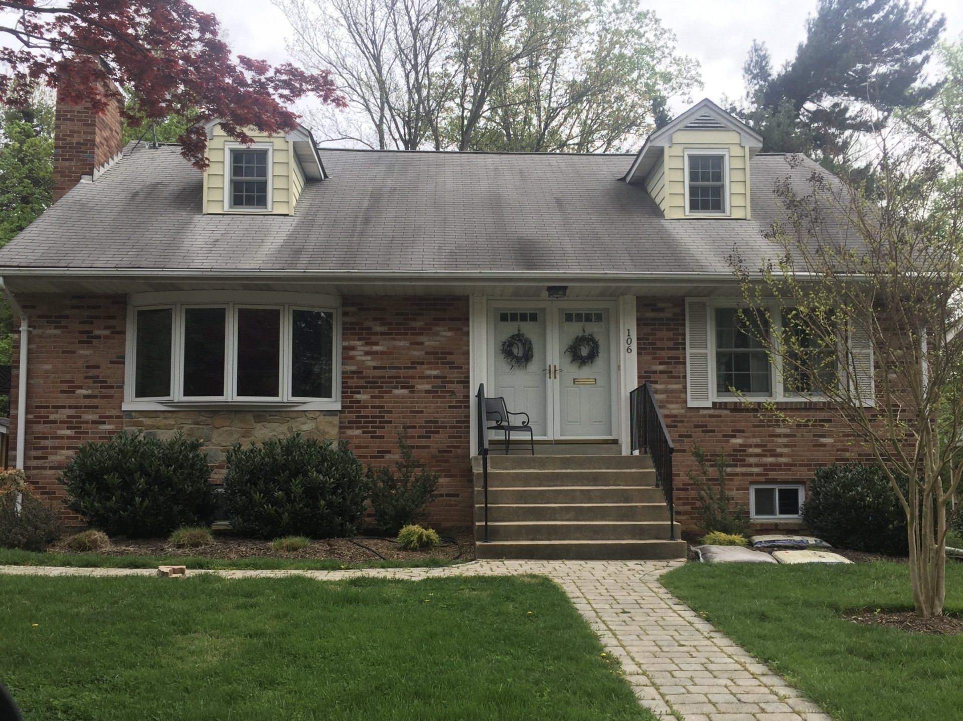 Roof cleaning in Chevy Chase, MD