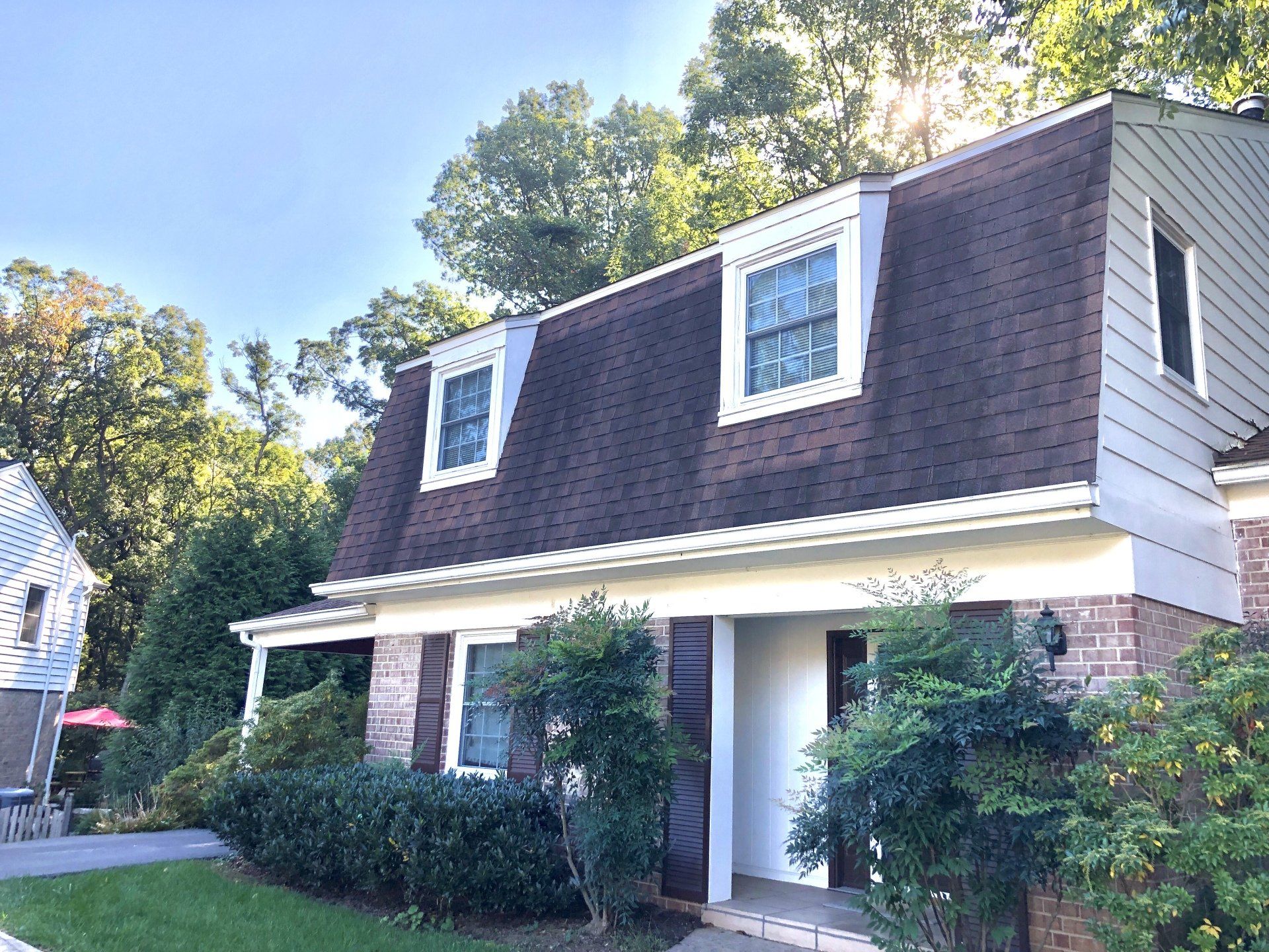 clean roof shingles in Gaithersburg, MD