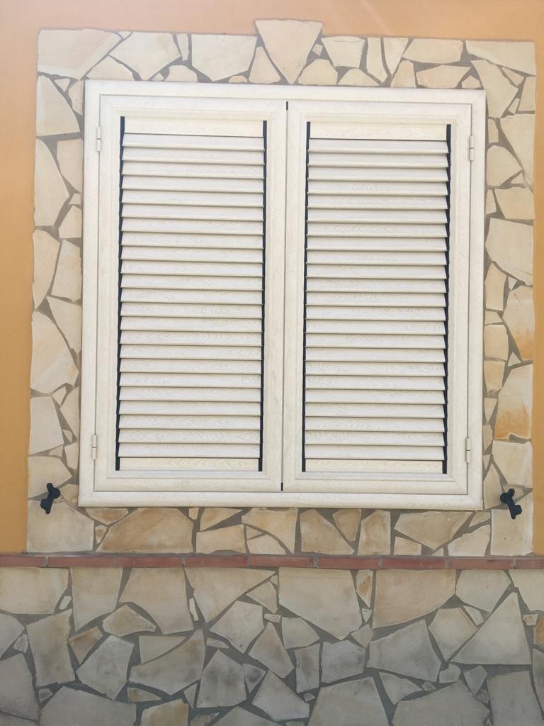 persiane a taglio termico