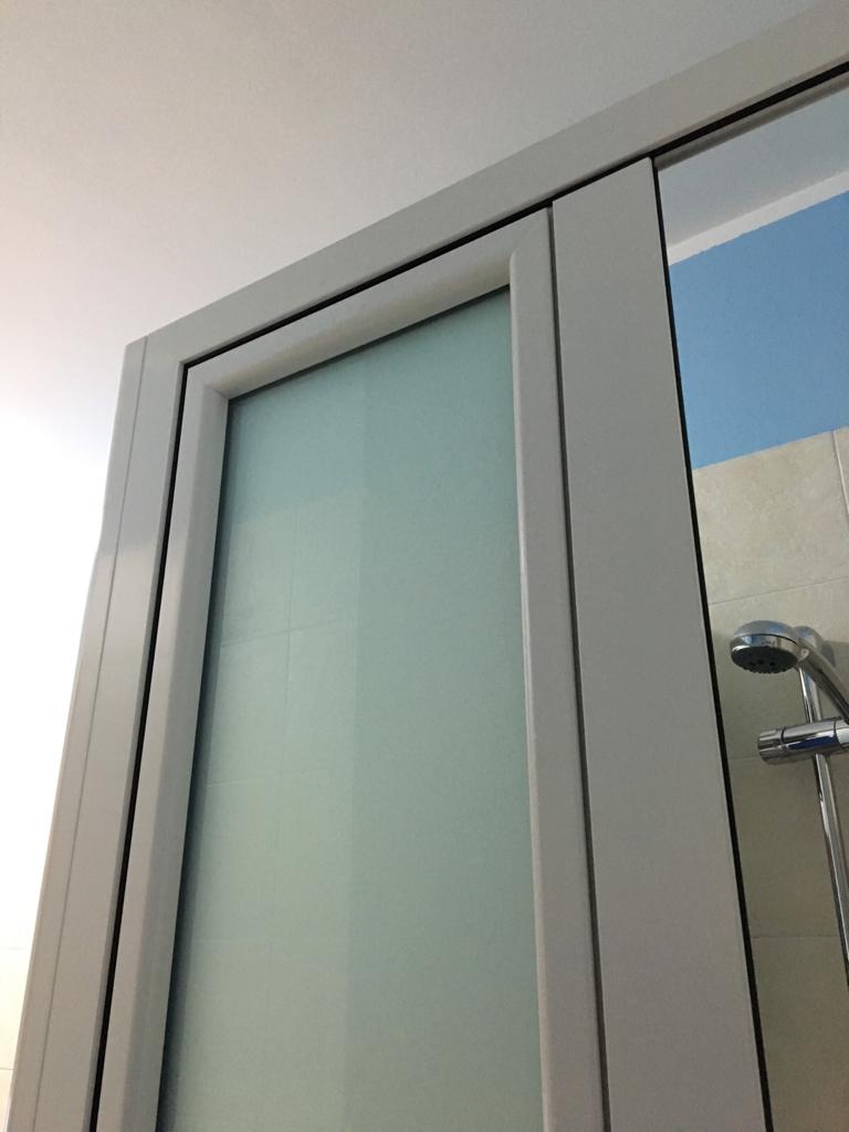infissi su misura in alluminio