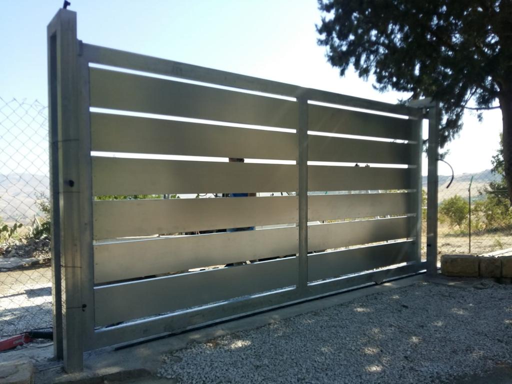 cancelli in ferro su misura