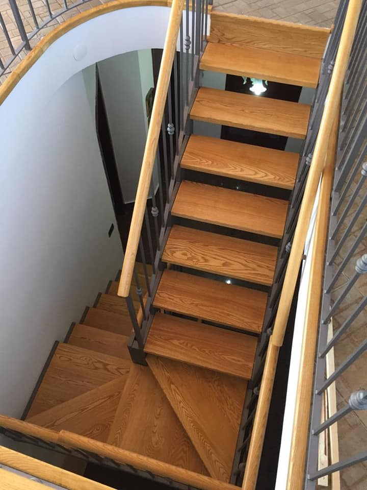 realizzazione scale in ferro e legno