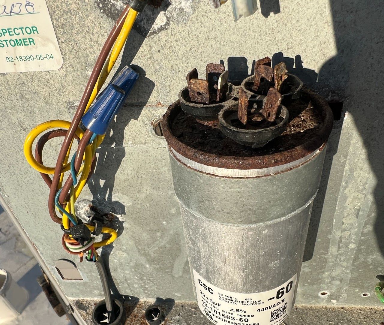VAC capacitor with wiring connections;