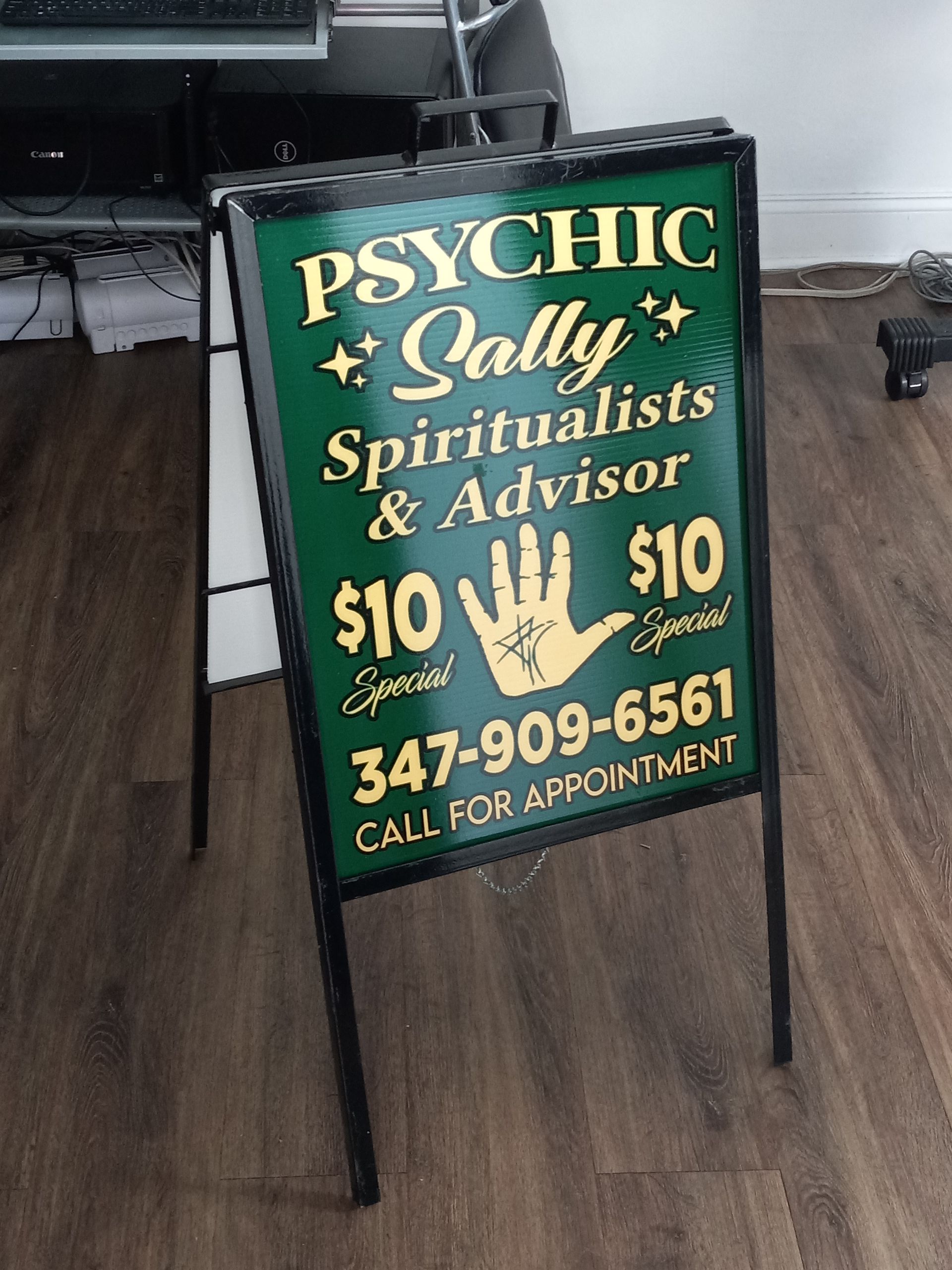 A sign for psychic gally spiritualists and advisors