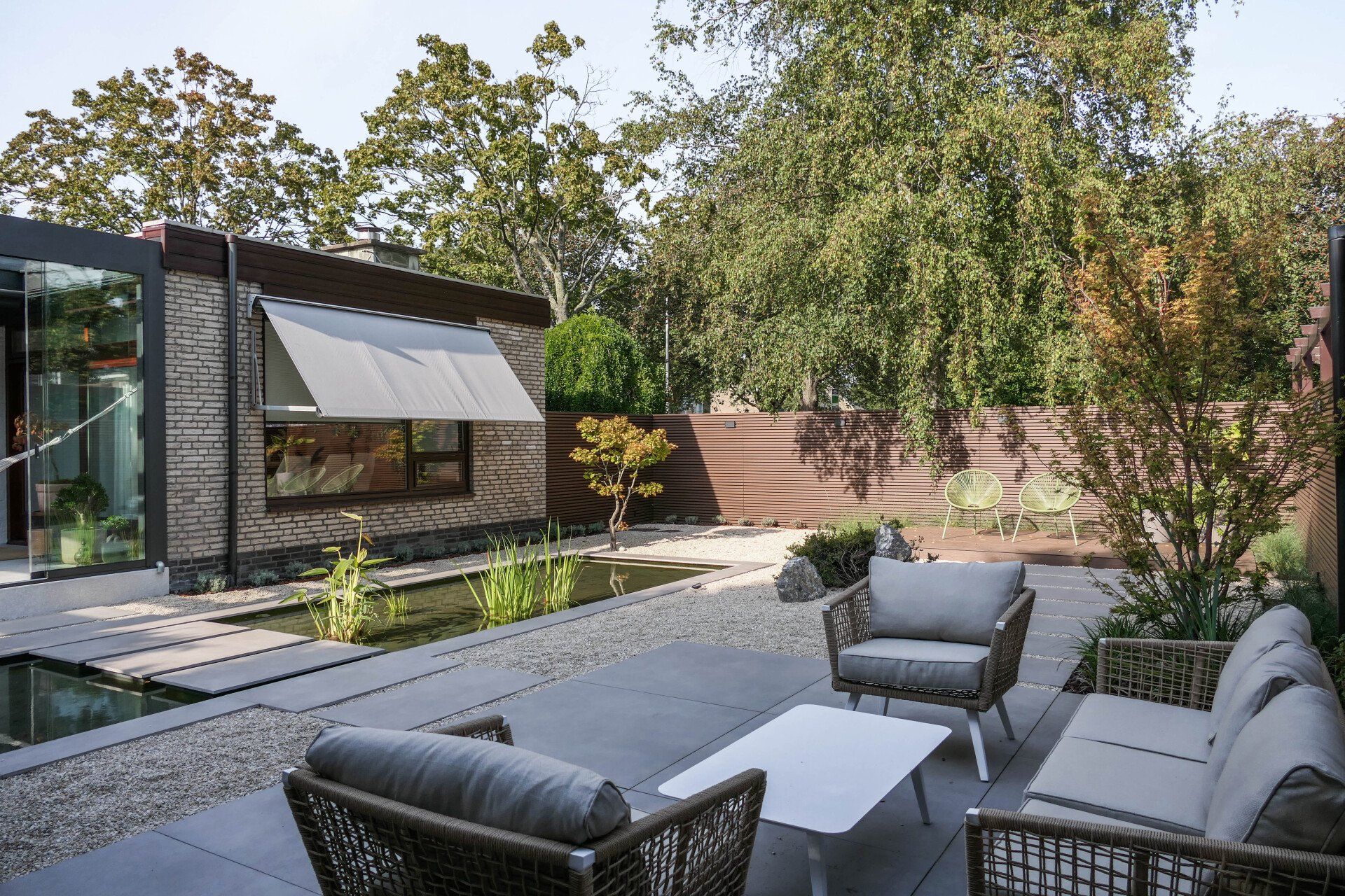 High end Gardens High End Garden Projects by Tera Garden Design