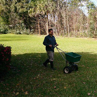 Complete Lawn Care - General Spray Service in Ocala, FL