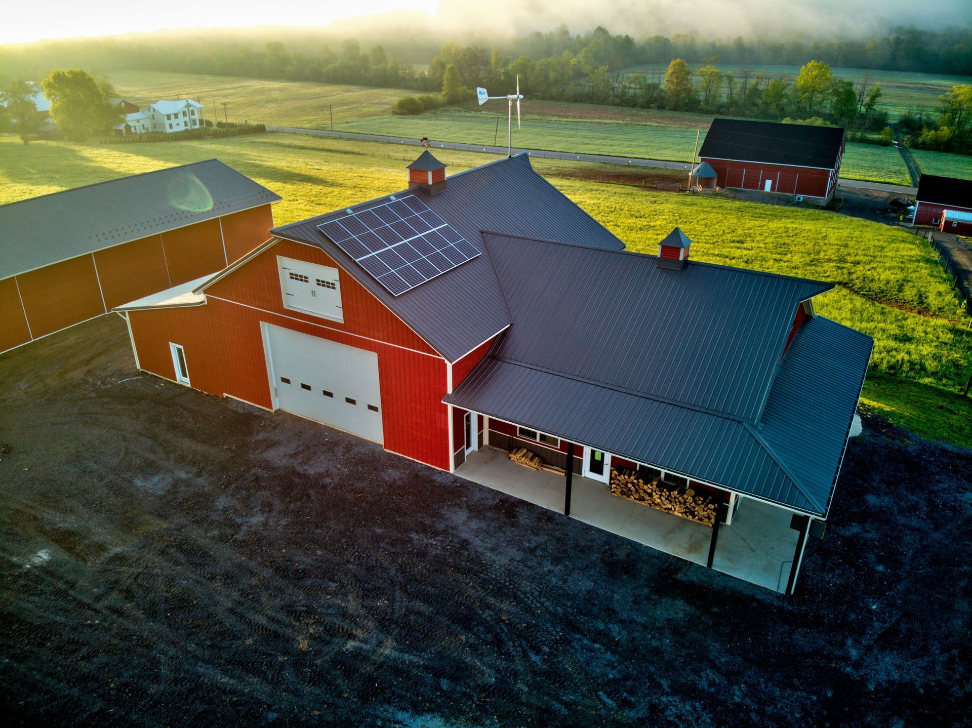 Custom pole barn builder 