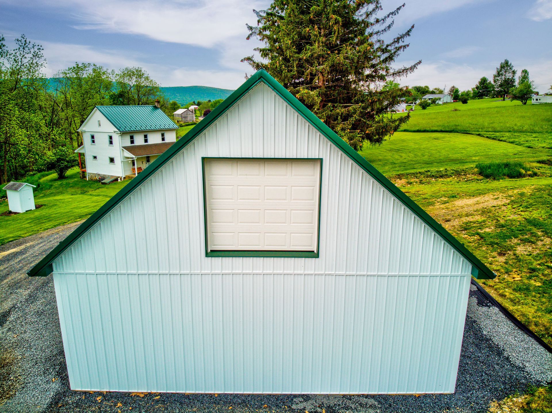 Amis pole barns construction 