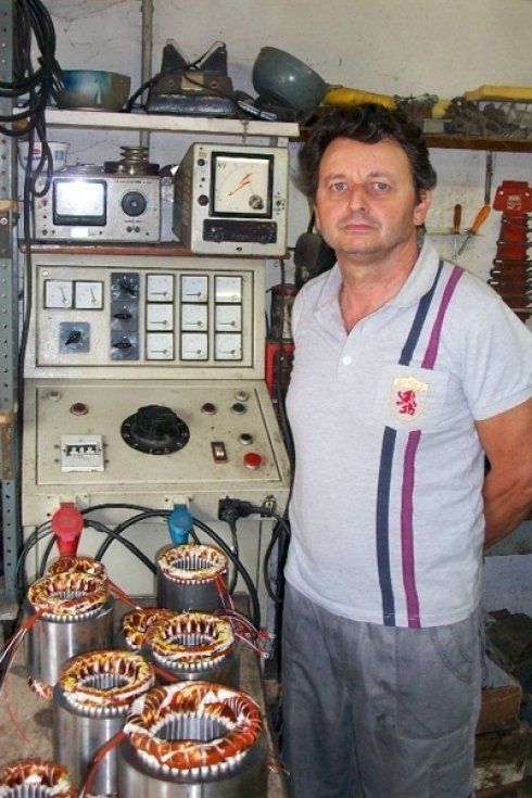 personale qualificato per assistenza ai motori elettrici