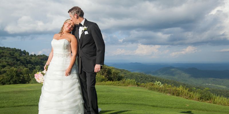 Couple with a mountain in the background — RTP, NC — RTP.Studio