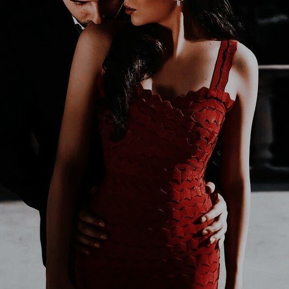 Nós já tínhamos nos falado em abril. Ele me conheceu no Instagram através de um comentário que fiz e