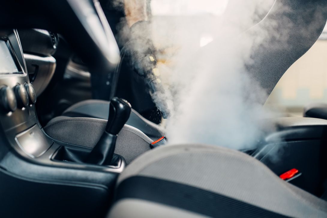 sanificazione con ozoto degli interni auto