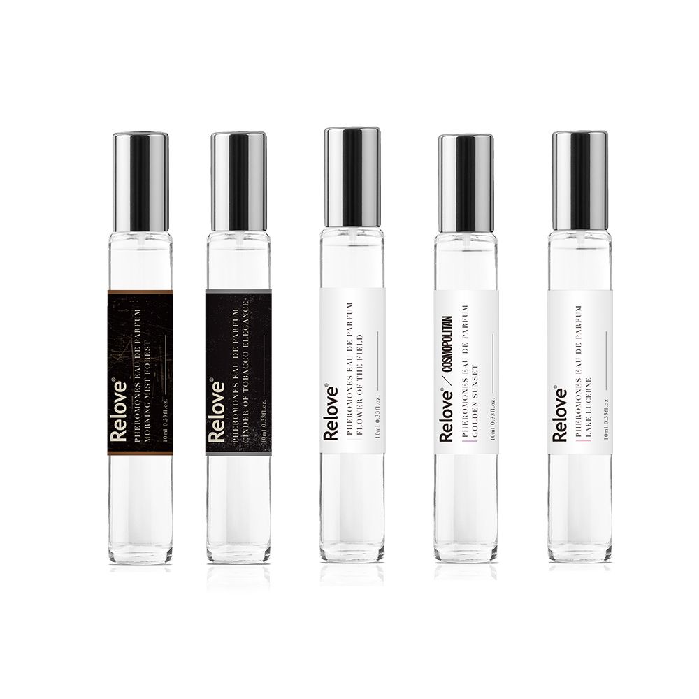 五個香水小樣瓶，附銀色瓶蓋和標籤。