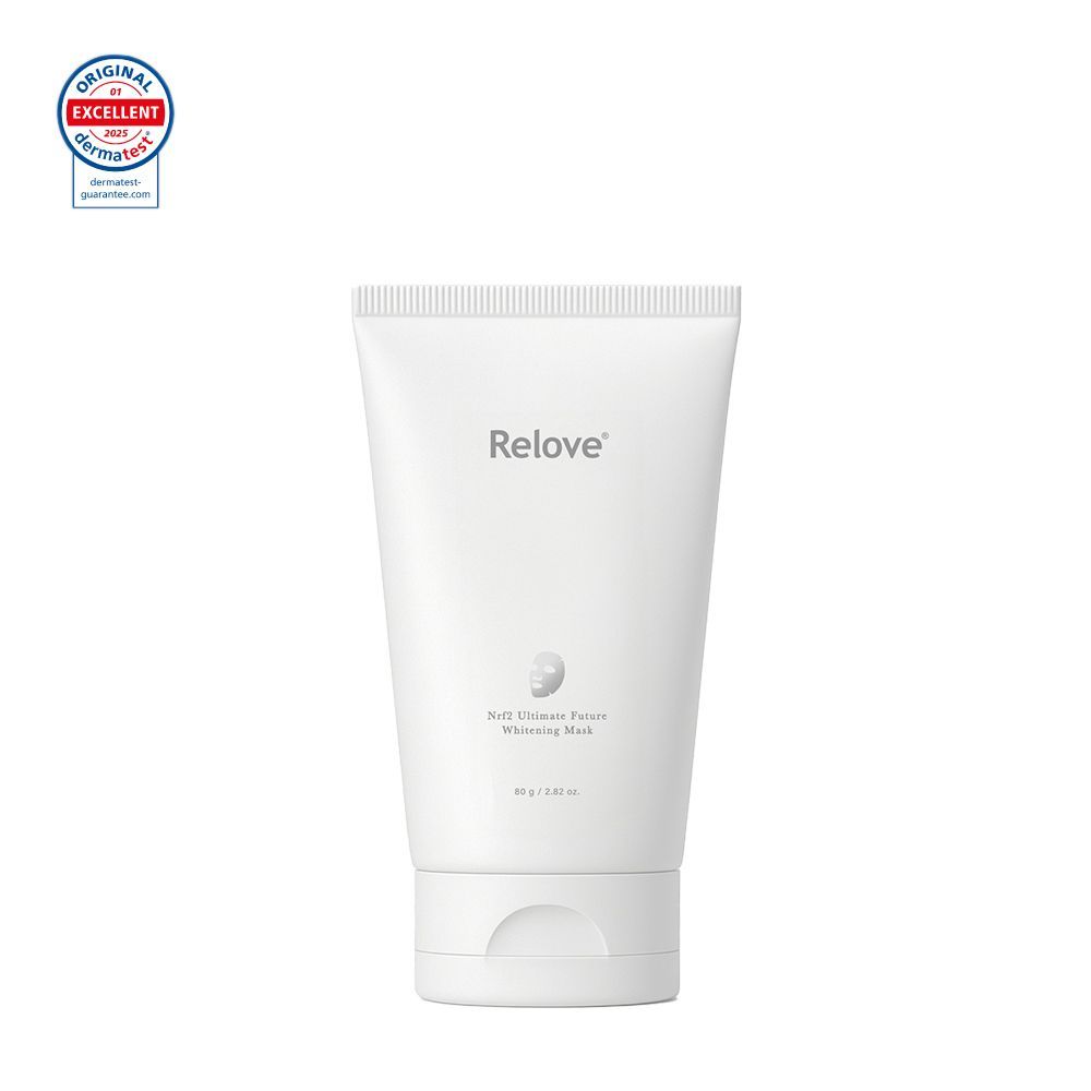 白色管狀護膚品“Relove”，帶有品牌標誌和文字。