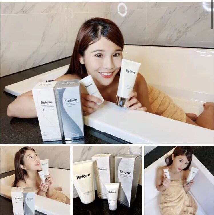 一名女子在浴缸裡手持保養品，對著鏡頭微笑。