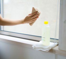 Clean windows - Newhall, Derbyshire, Staffordshire, UK - DH Cleaning Services - Window Cleaning