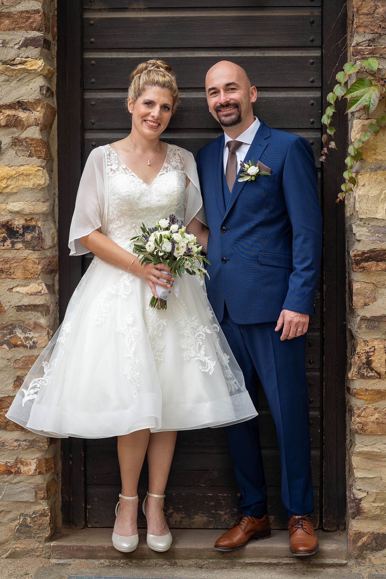 Brautpaarshooting in der Kurfürstlichen Burg Eltville für Hochzeitsfotos