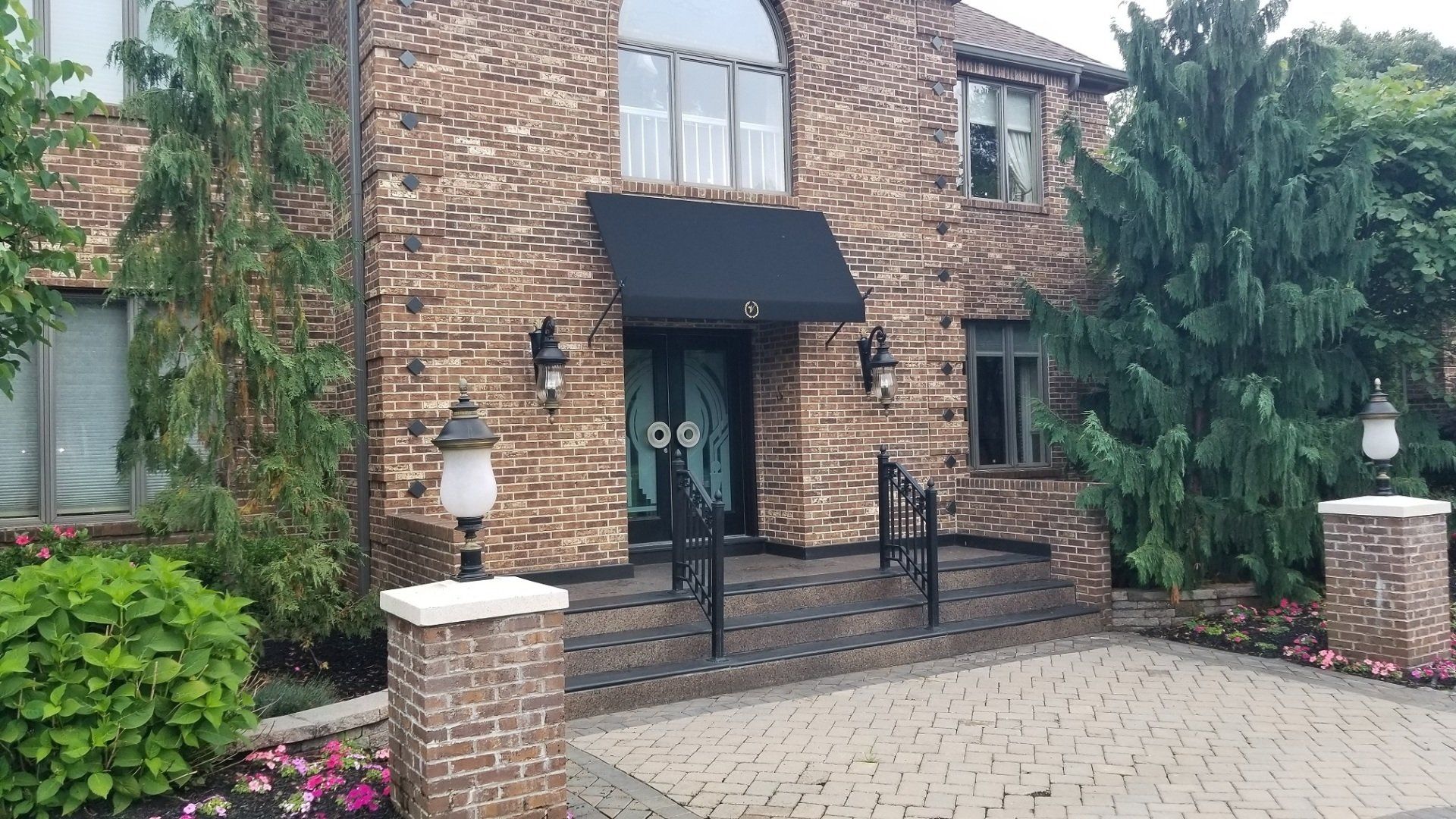 Retractable Awnings Freehold, NJ