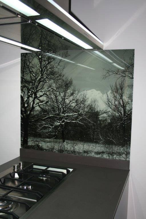 pannello paraschizzi in vetro con panorama innevato