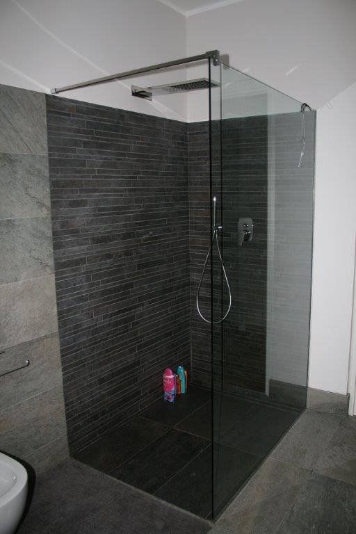 box doccia in vetro temperato con chiusura scorrevole