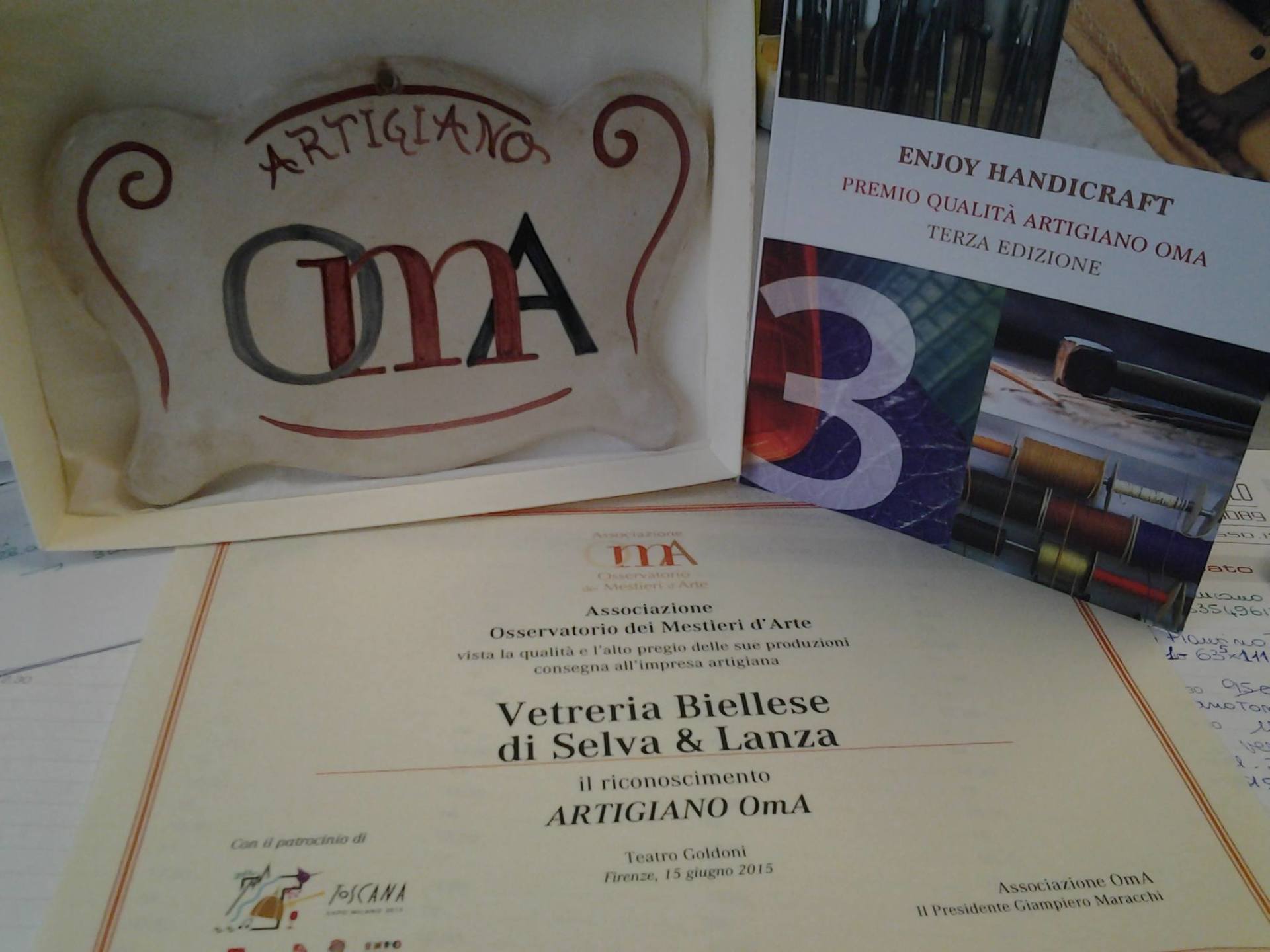 vetri di vari colori