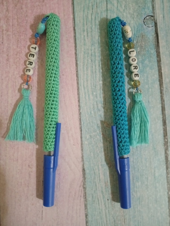 Bolígrafo personalizado tejido a crochet