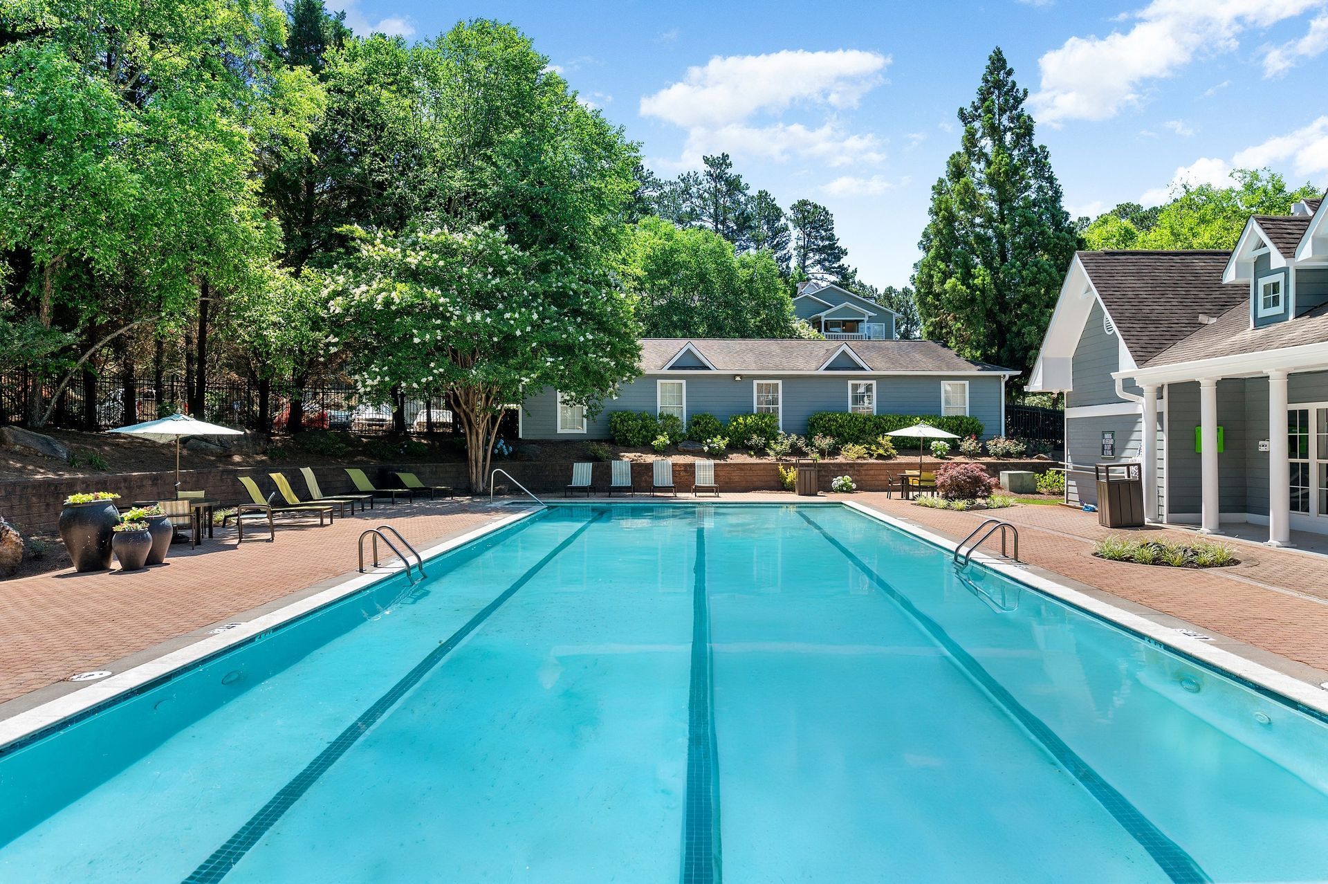 Creekside at White Oak Swimming Pool