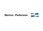 The logo for marius pedersen is a blue and white checkered flag. - 
Se imponerende før- og efterbilleder af vores rensede facader og fliser i Sønderjylland. Algerens, algebehandling, facaderens, fliserens.