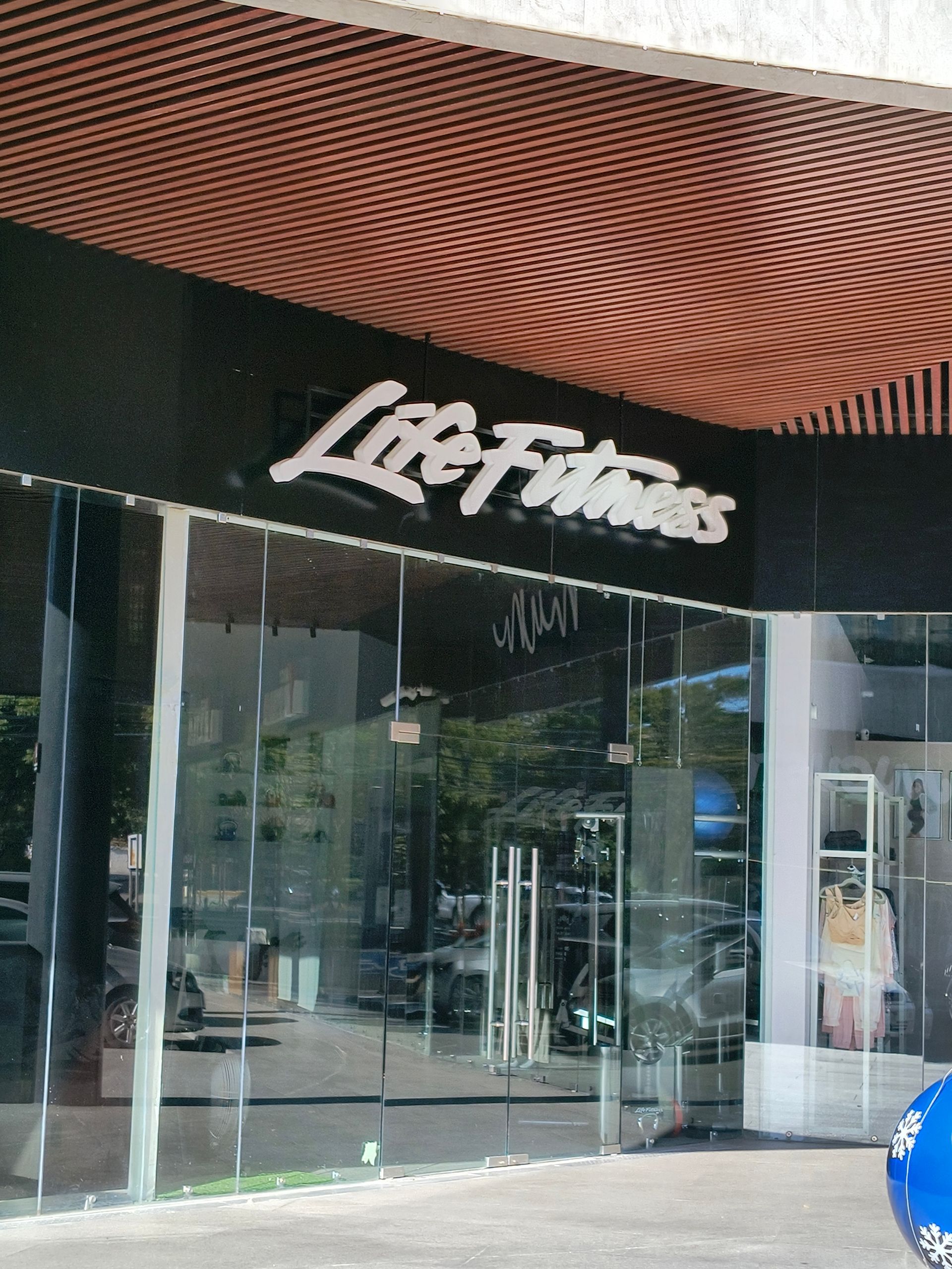 Aerographics - LIFE FITNESS