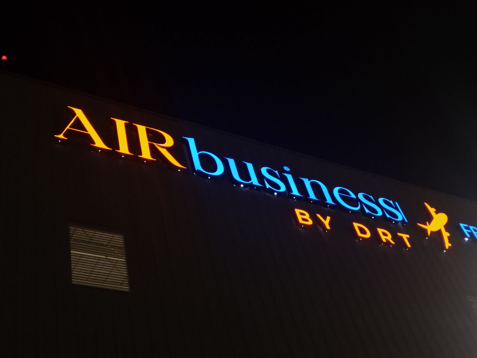 Aerographics -LUZ DIRECTA