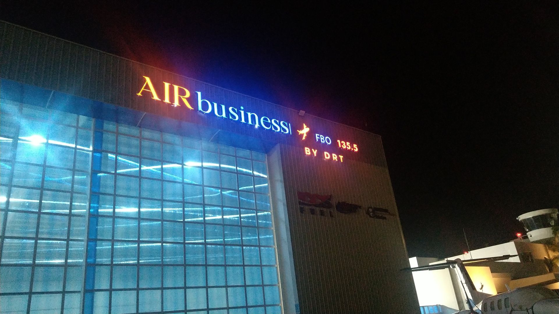 Aerographics -LUZ DIRECTA